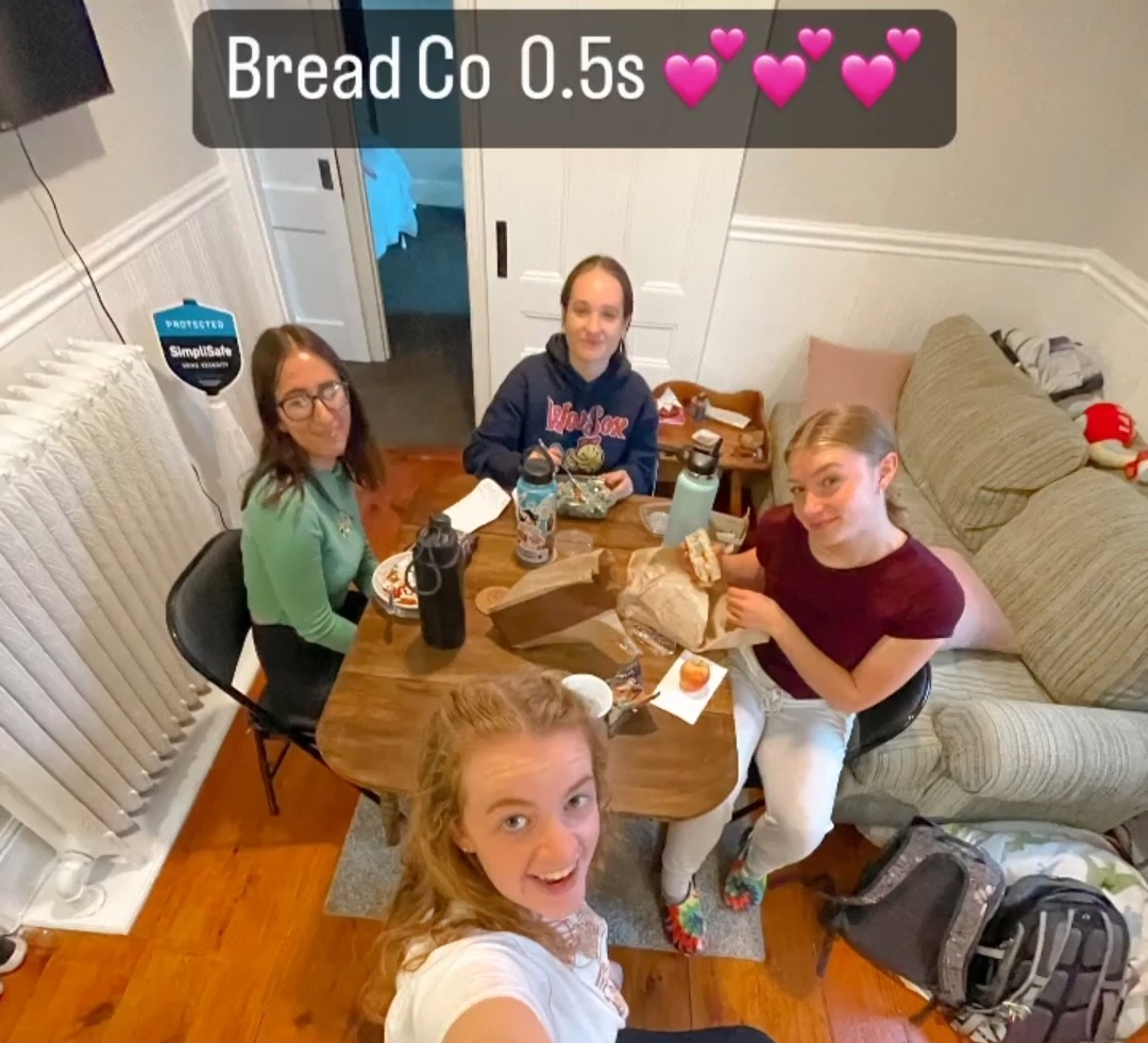 2022-09-17 WPI roommates.jpg